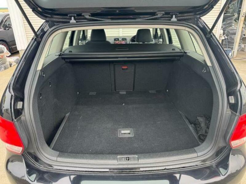 GOLF VARIANT