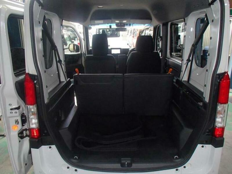 N-VAN