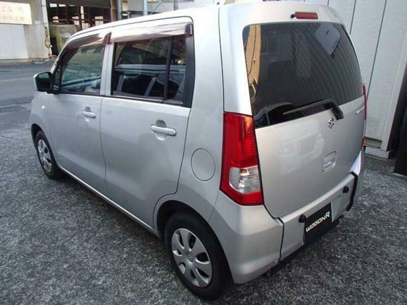 WAGON R
