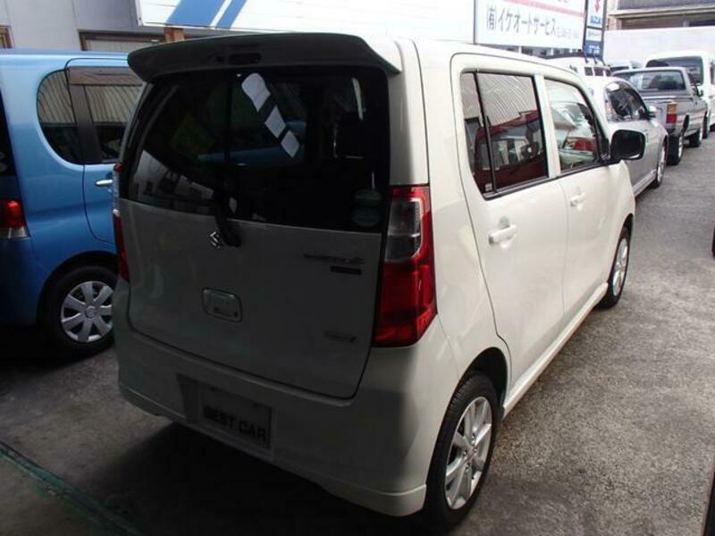 WAGON R