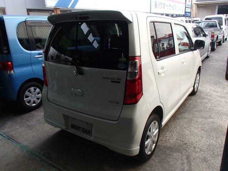 WAGON R