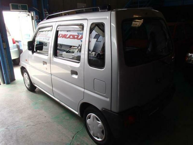 WAGON R
