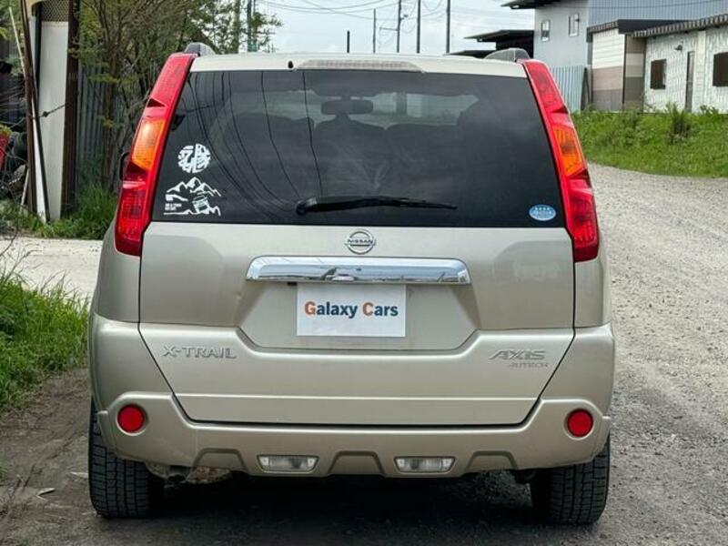 X-TRAIL