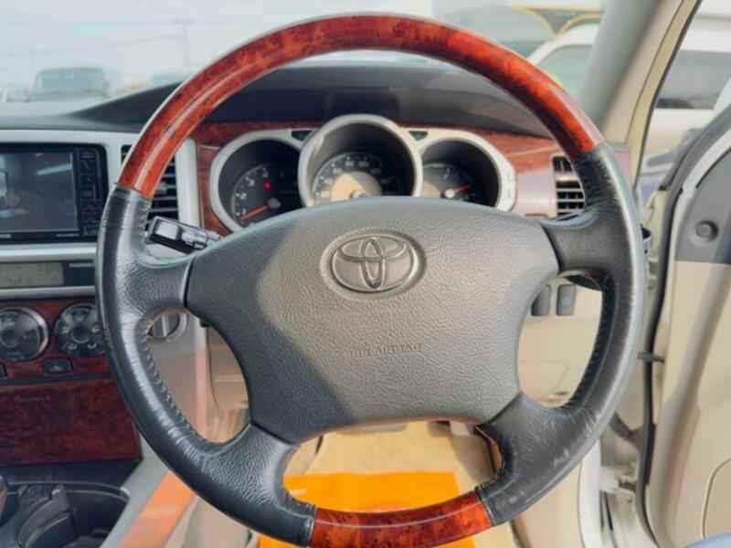 HILUX SURF