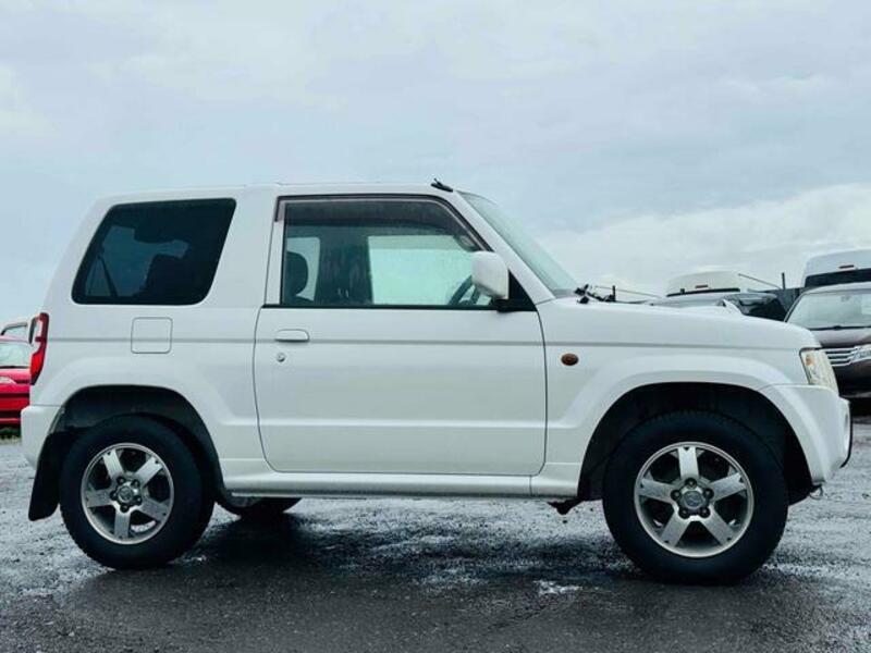 PAJERO MINI