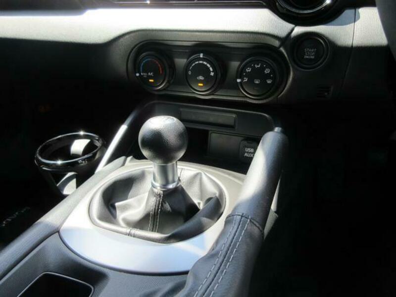 ROADSTER