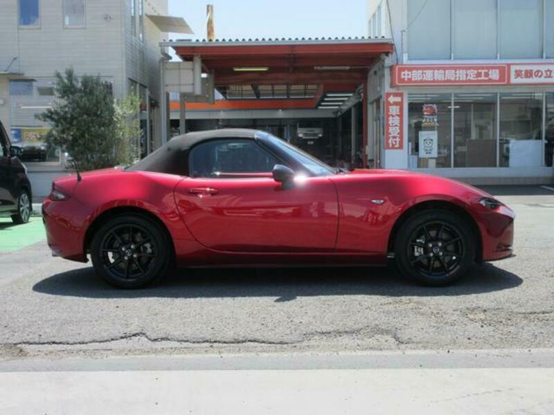 ROADSTER