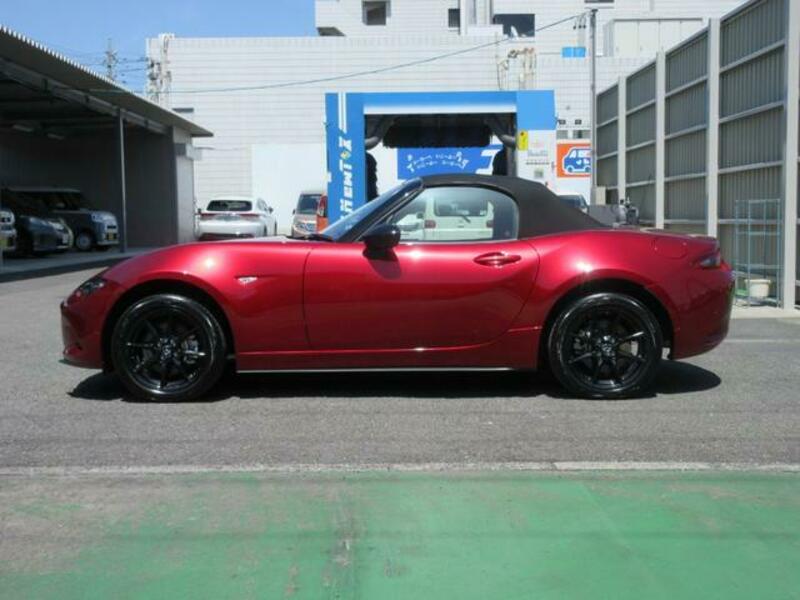 ROADSTER