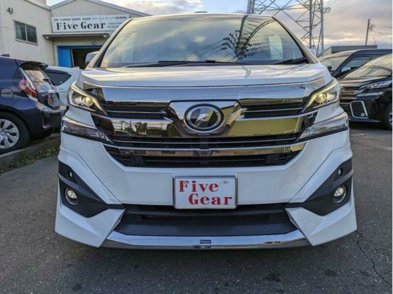 TOYOTA VELLFIRE