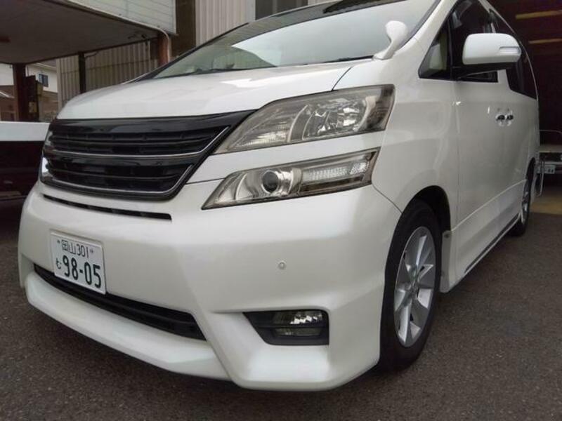 TOYOTA VELLFIRE