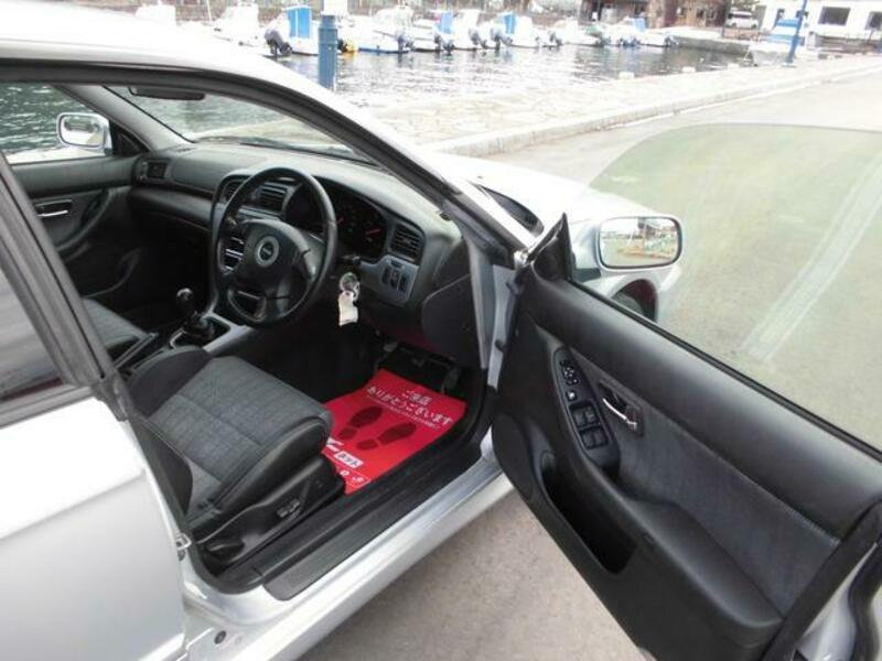 LEGACY B4