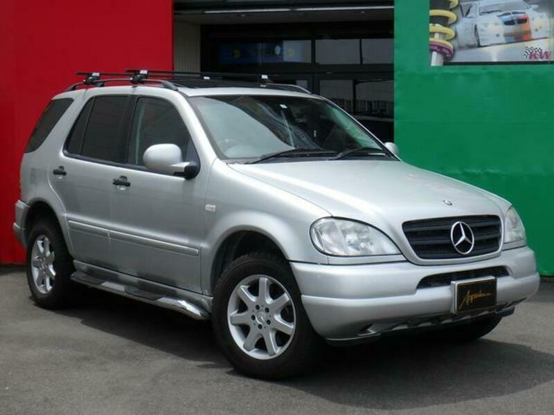 MERCEDES-BENZ M-CLASS