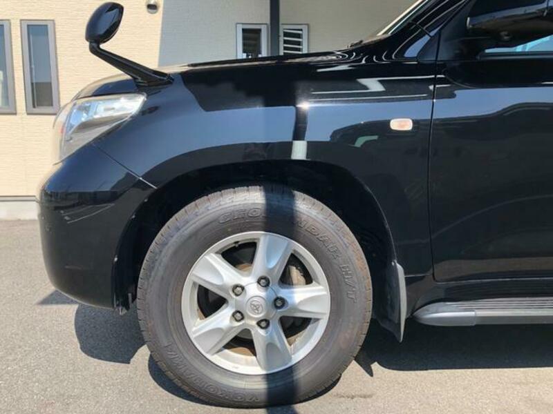 LAND CRUISER