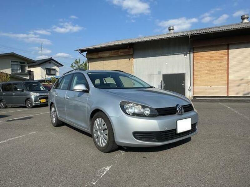 GOLF VARIANT-0