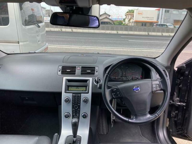 V50
