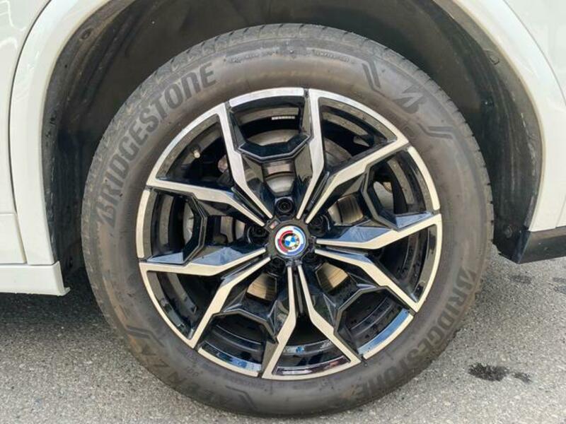 X4