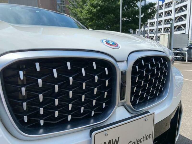 X4