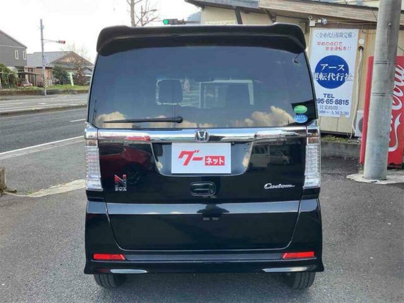 N BOX CUSTOM