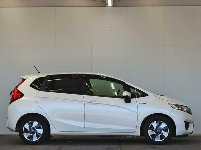 FIT HYBRID