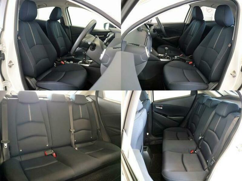 MAZDA2