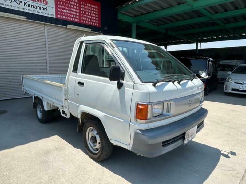TOWNACE TRUCK