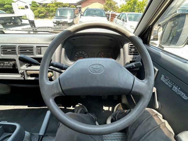 TOWNACE TRUCK