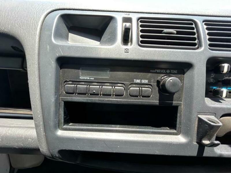 TOWNACE TRUCK