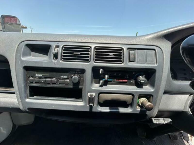 TOWNACE TRUCK