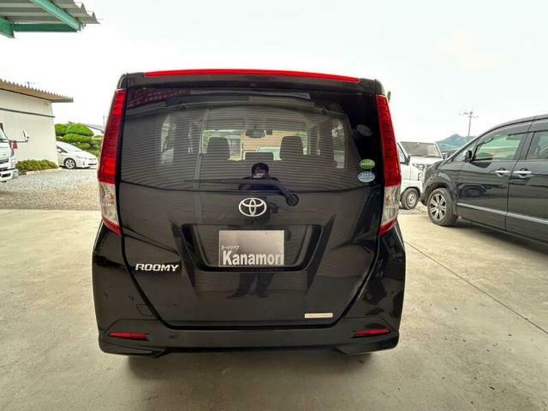 ROOMY