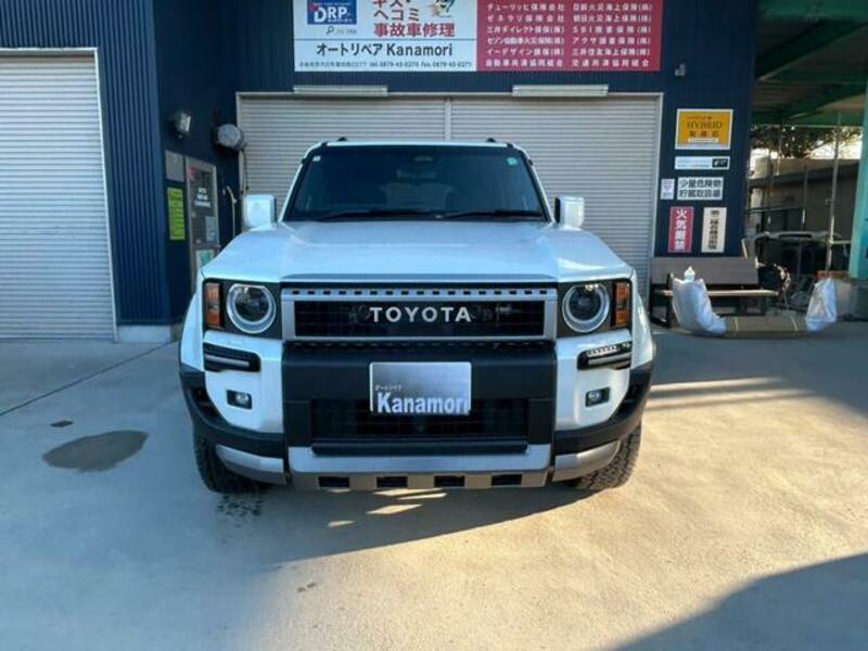 LAND CRUISER 250