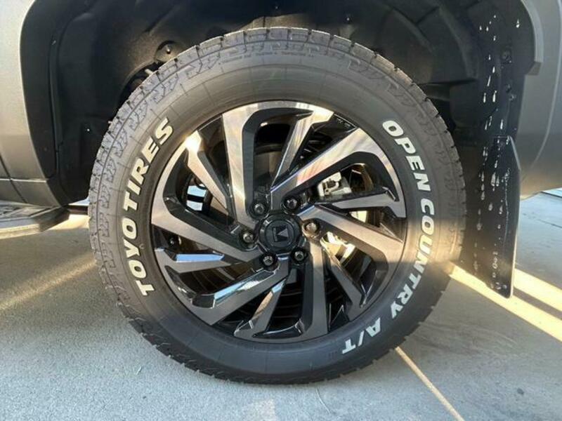 LAND CRUISER 250