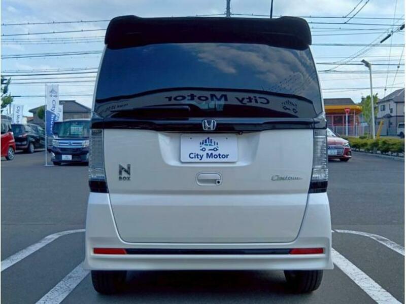 N BOX CUSTOM