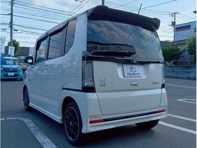 N BOX CUSTOM