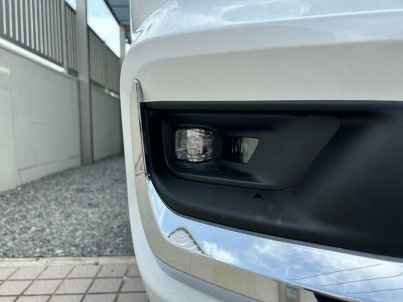 LAND CRUISER