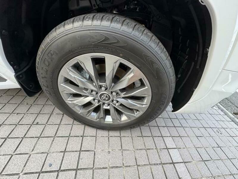 LAND CRUISER