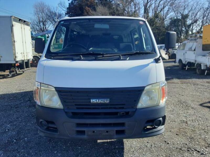 ISUZU COMO