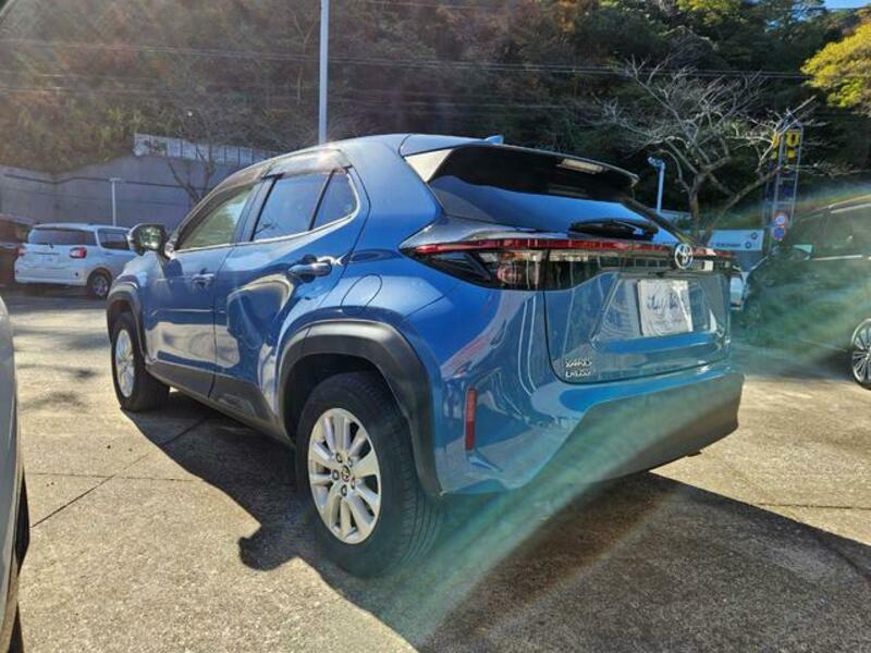 YARIS CROSS