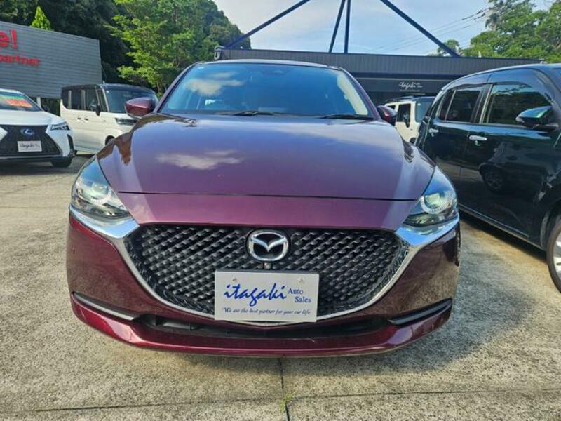MAZDA2