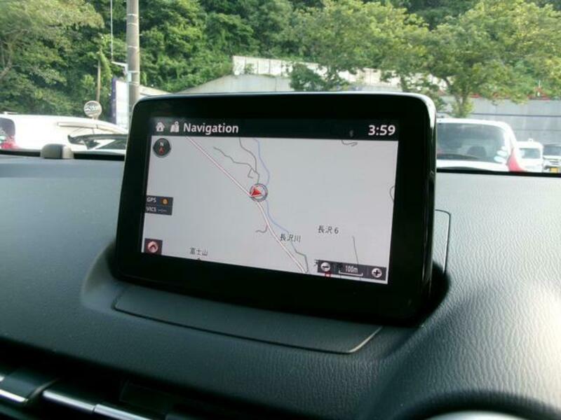 MAZDA2