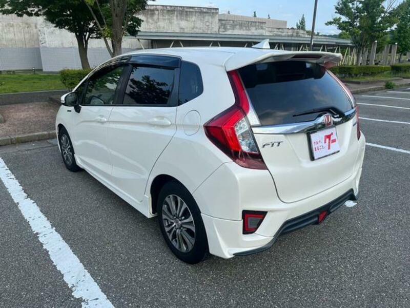 FIT HYBRID