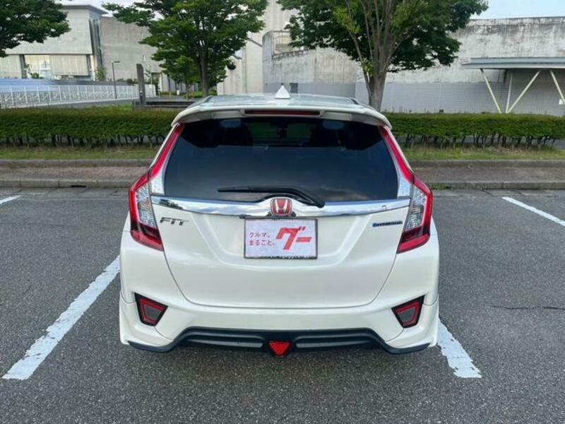 FIT HYBRID