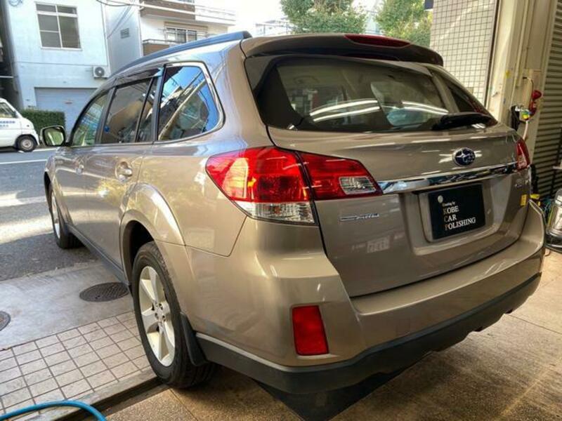 LEGACY OUTBACK