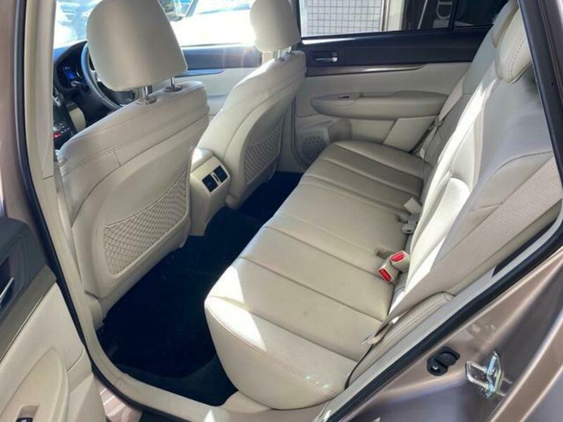 LEGACY OUTBACK