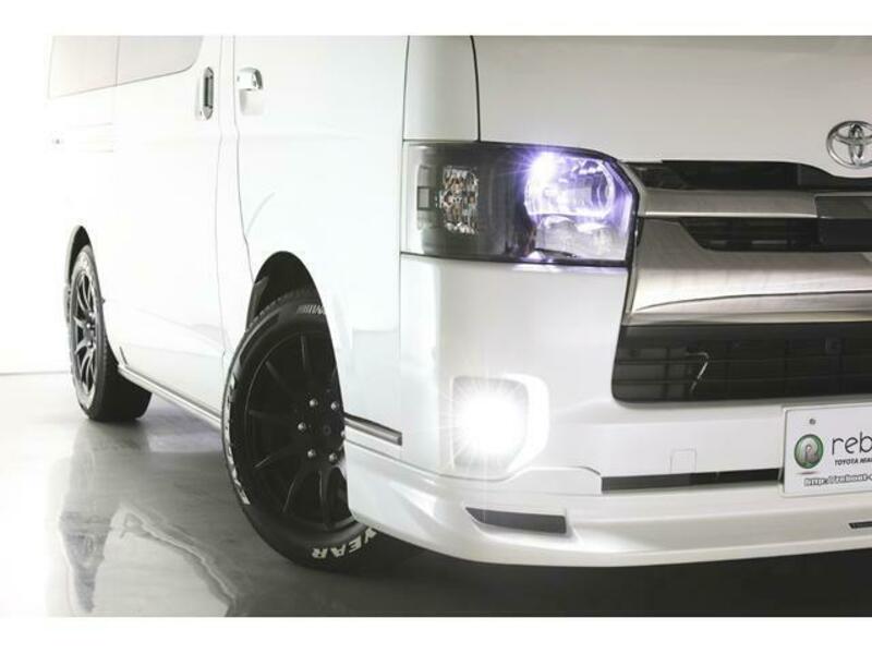 HIACE VAN