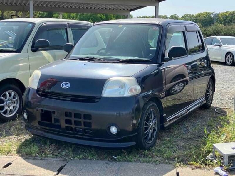 DAIHATSU ESSE