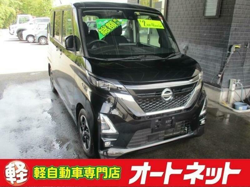 NISSAN ROOX