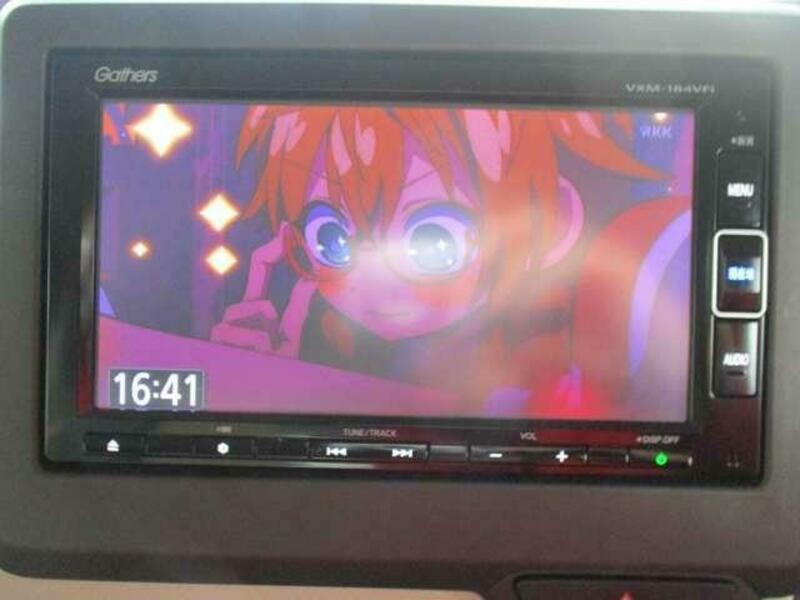 N BOX