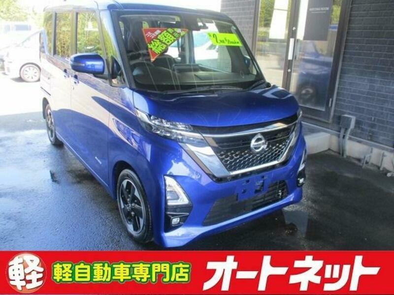NISSAN ROOX