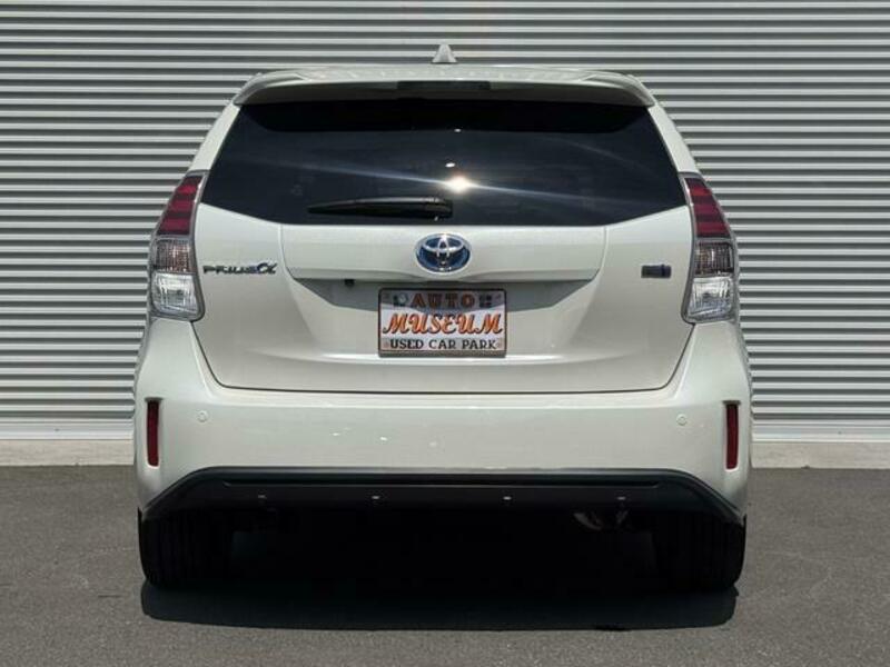 PRIUS ALPHA