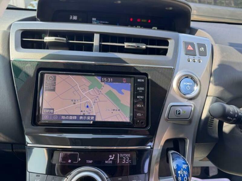PRIUS ALPHA